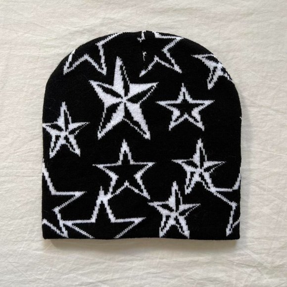 Y2K 2000s grunge punk black and white star design beanie - Picture 1 of 7